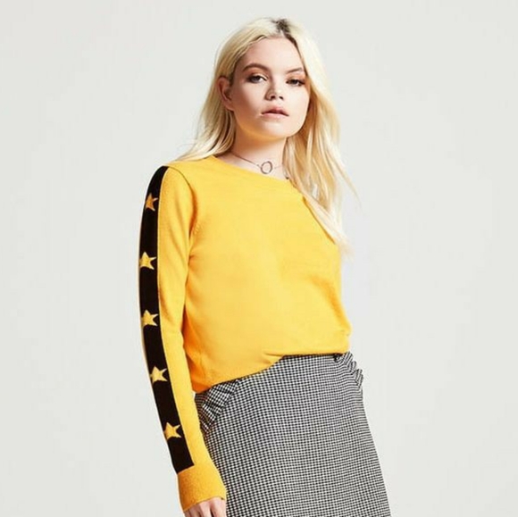 Forever21 yellow sweater with star print on arms - Picture 1 of 2